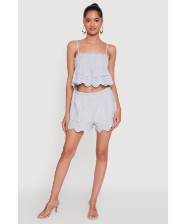 Haute Monde Trendy Mid Rise Scallop Trim Shorts