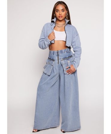 Wide Leg Pleated Cargo Pocket Jeans