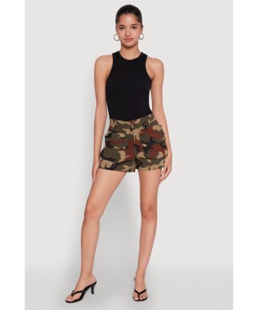 Stylish Camo Cargo Shorts with Stretch for Comfortable Fit